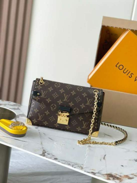 Picture of Louis Vuitton Handbags _SKUfw211203662fw
